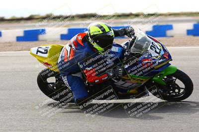 media/Apr-30-2023-CRA (Sun) [[020fcf5d43]]/Race 14-400 Expert-Amateur Superbike/